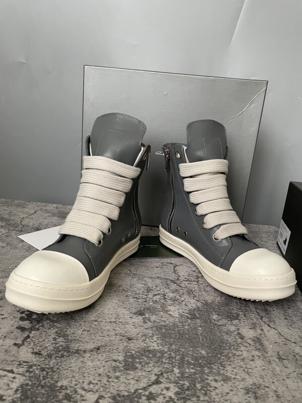 RO Sneakers