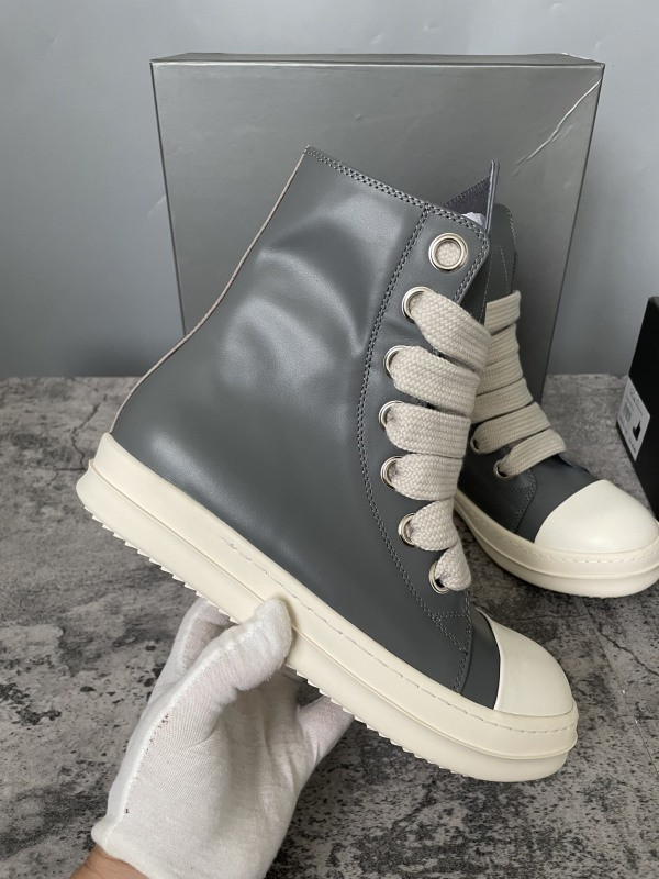 RO Sneakers