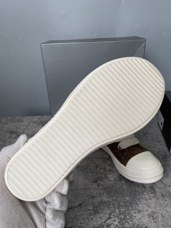 RO Sneakers