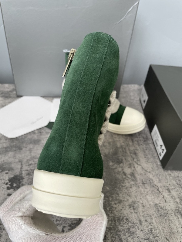 RO Sneakers