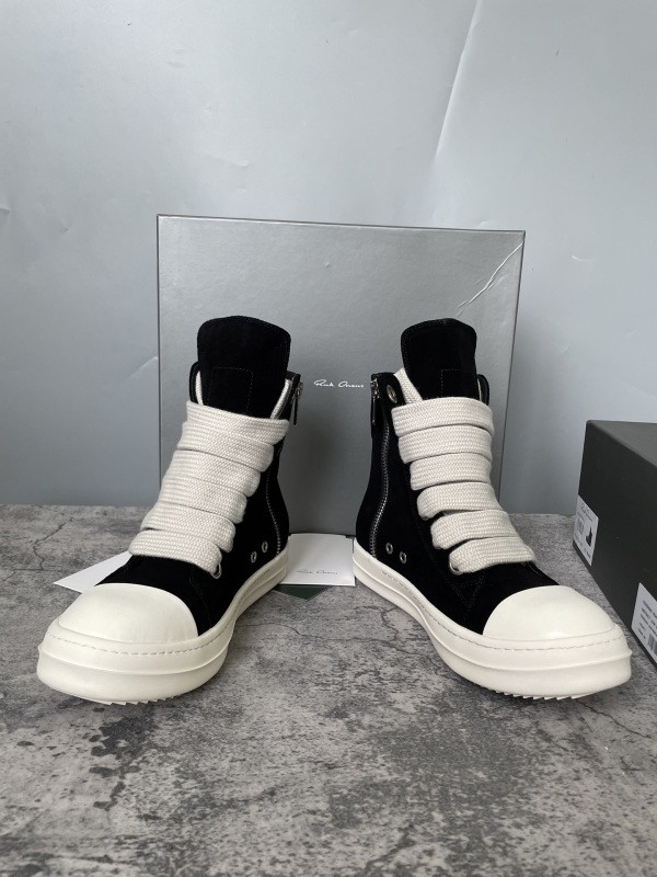 RO Sneakers