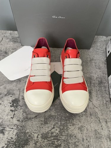 RO Sneakers