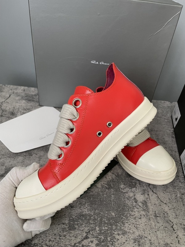 RO Sneakers