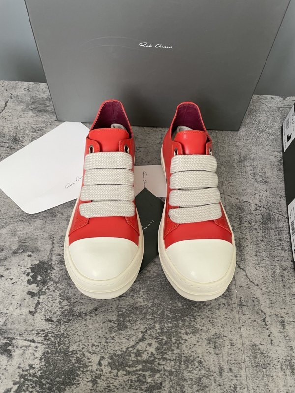 RO Sneakers