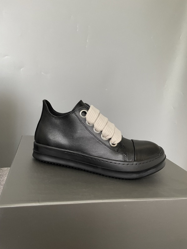 RO Sneakers