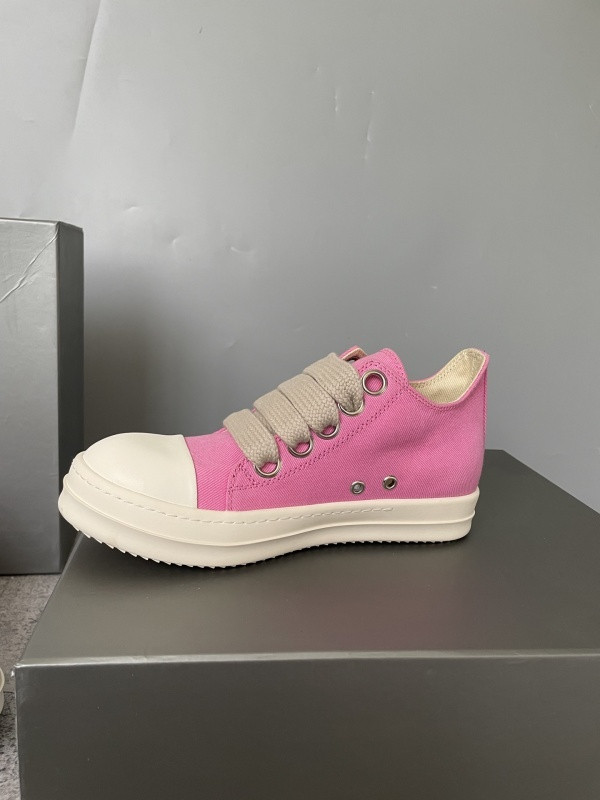 RO Sneakers