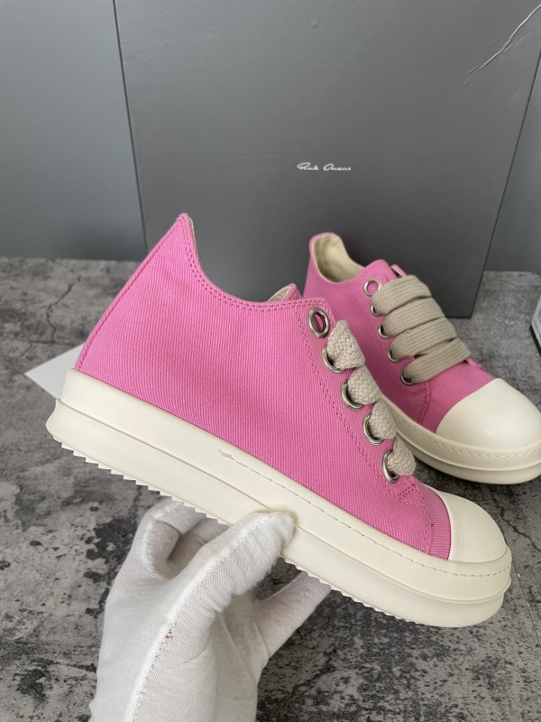 RO Sneakers