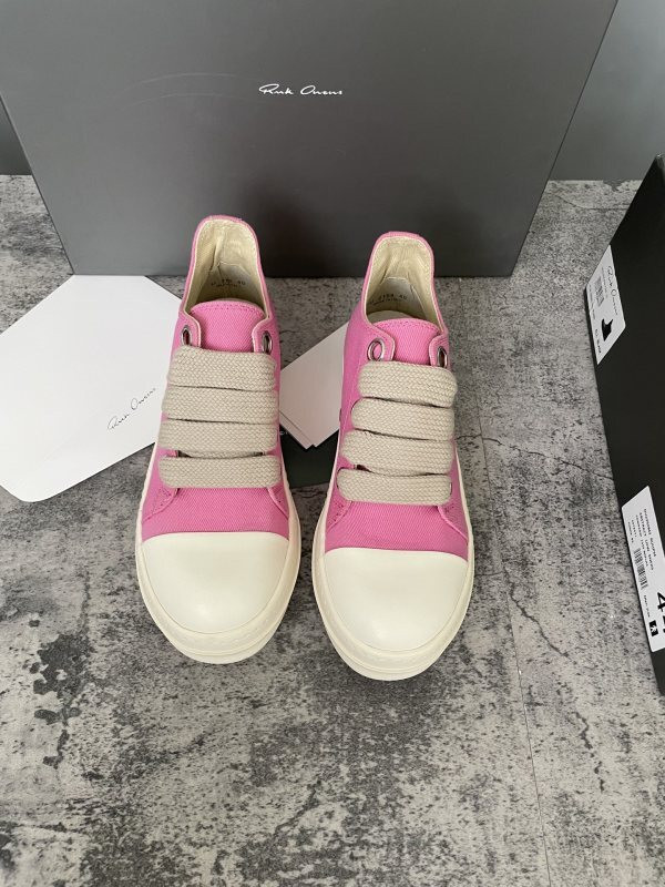 RO Sneakers