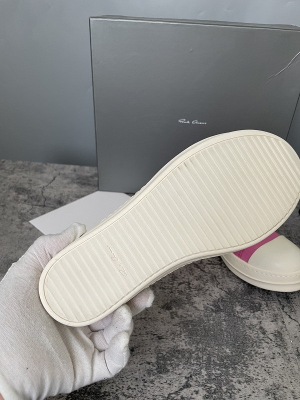 RO Sneakers