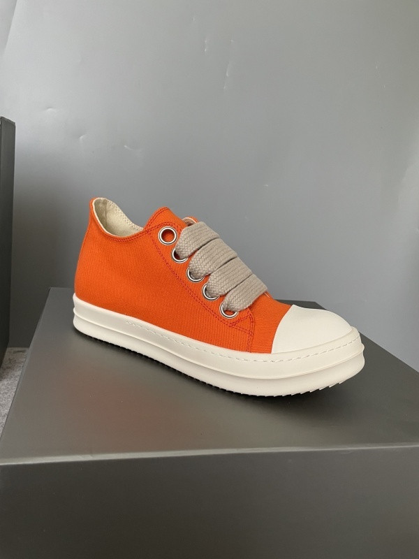 RO Sneakers