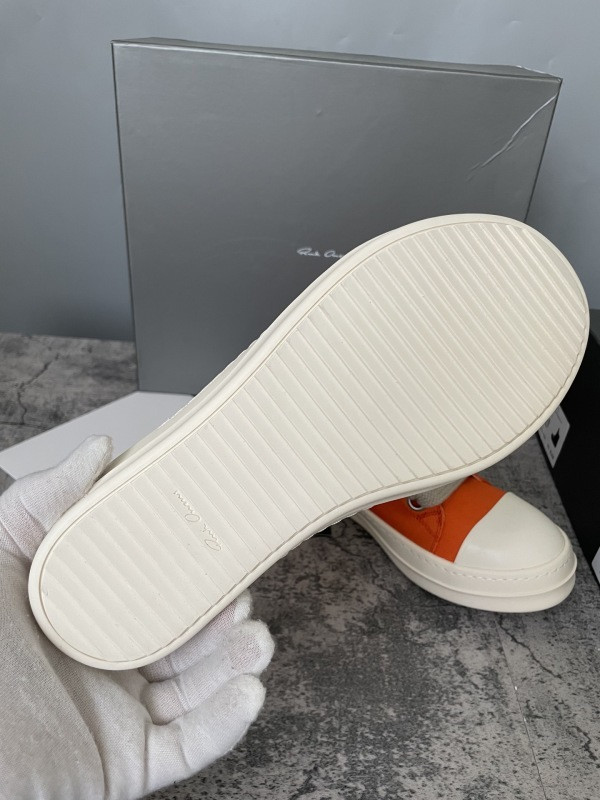 RO Sneakers