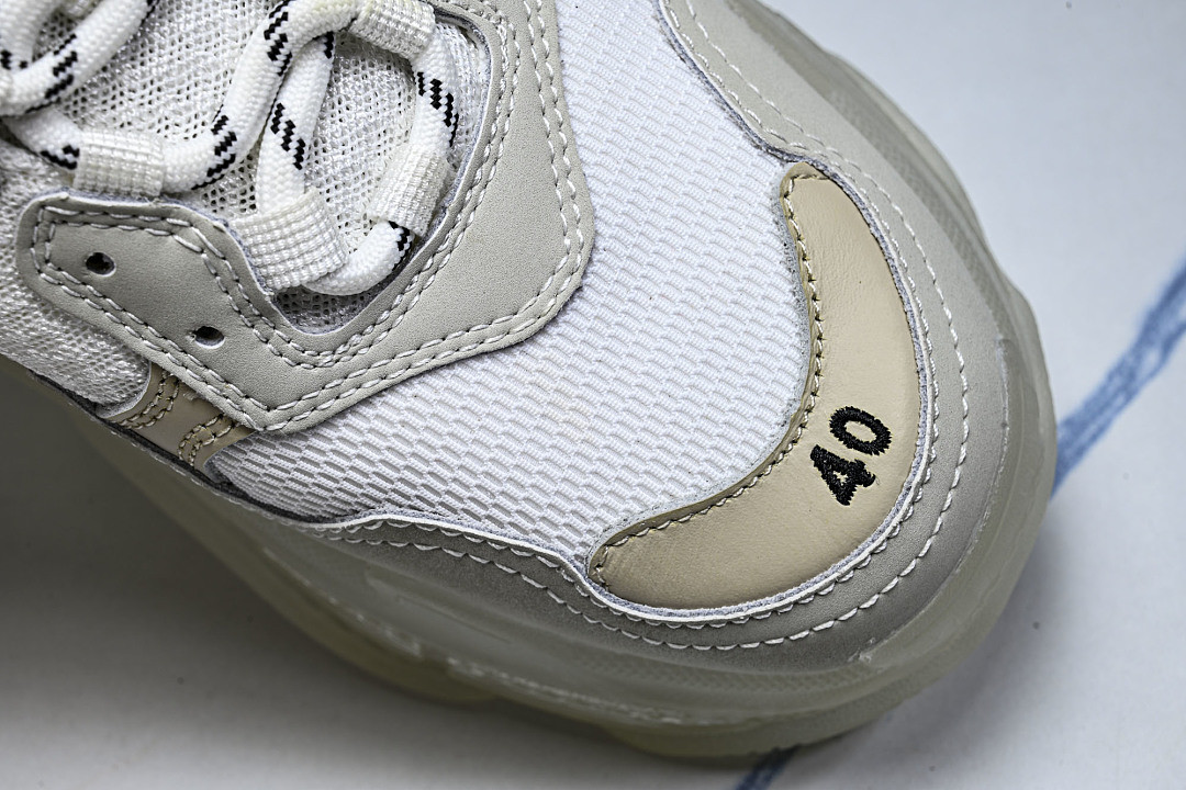 Ba1en*iaga Triple S 3.0 W09E1-9000