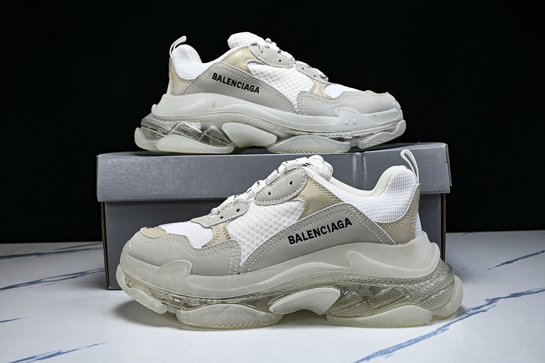 Ba1en*iaga Triple S 3.0 W09E1-9000