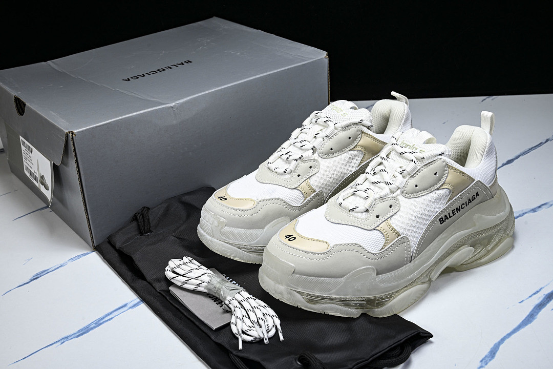 Ba1en*iaga Triple S 3.0 W09E1-9000