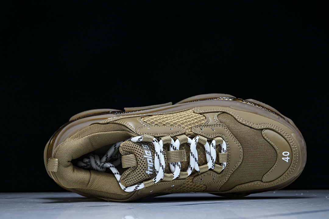Ba1en*iaga Triple S 3.0 W1GB5-2005