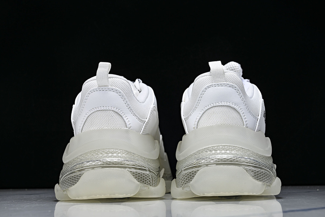 Ba1en*iaga Triple S 3.0 W2FB1-9000