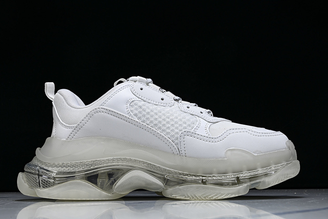 Ba1en*iaga Triple S 3.0 W2FB1-9000