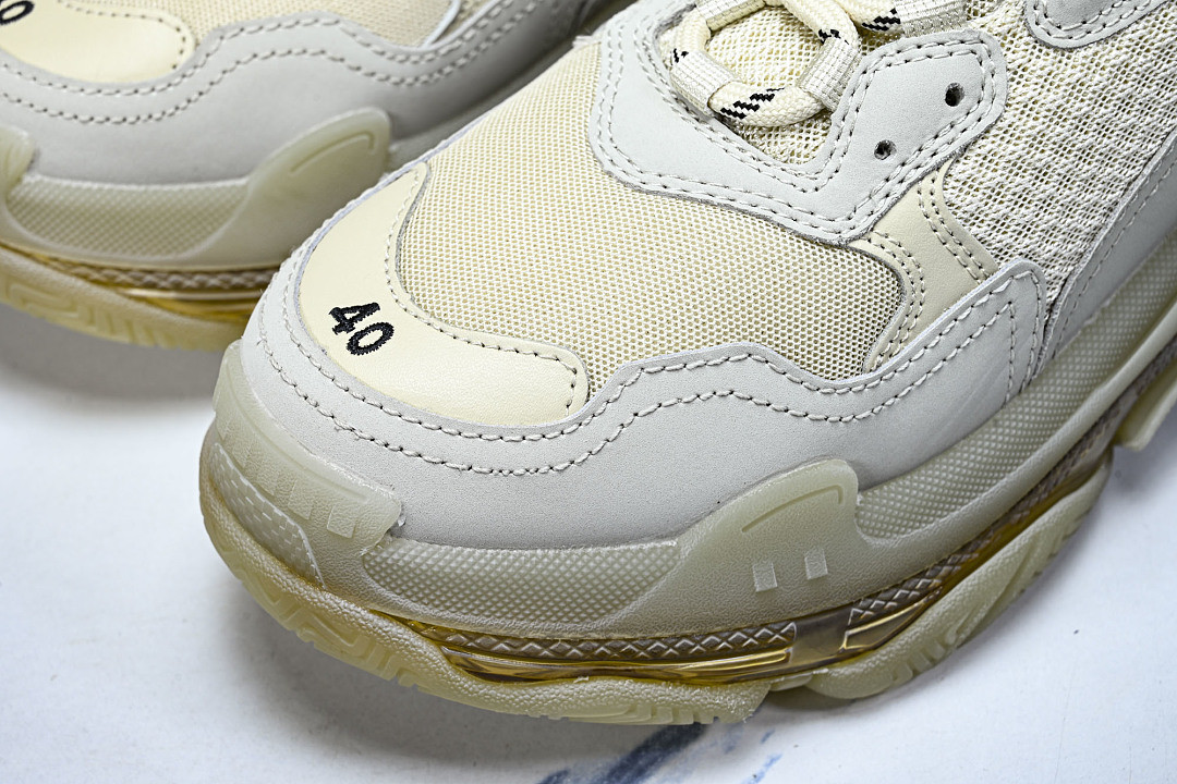 Ba1en*iaga Triple S 3.0 W2FB1-9005