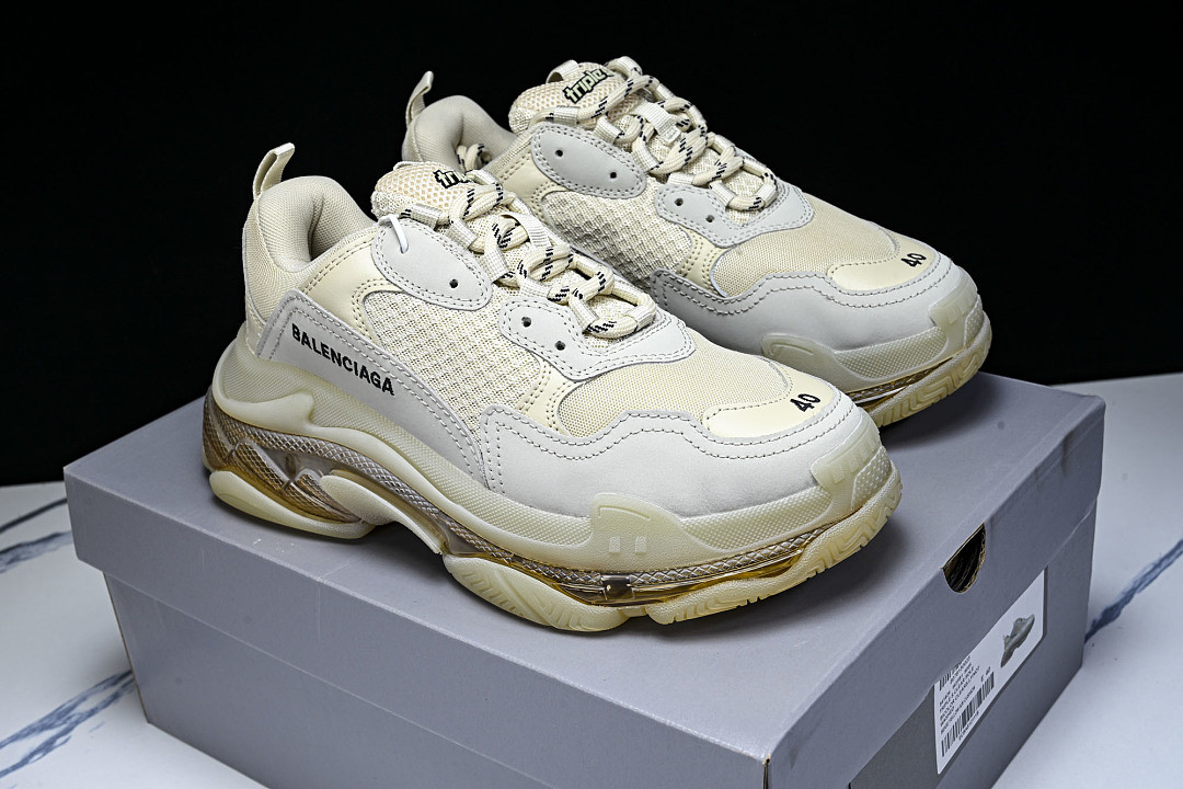 Ba1en*iaga Triple S 3.0 W2FB1-9005