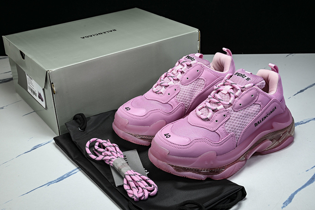 Ba1en*iaga Triple S 3.0 W2GA1-5760