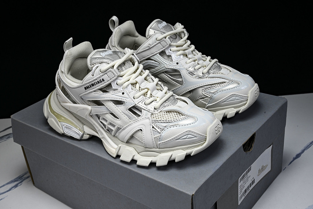 Ba1en*iaga Track.2 W2GN1-9000