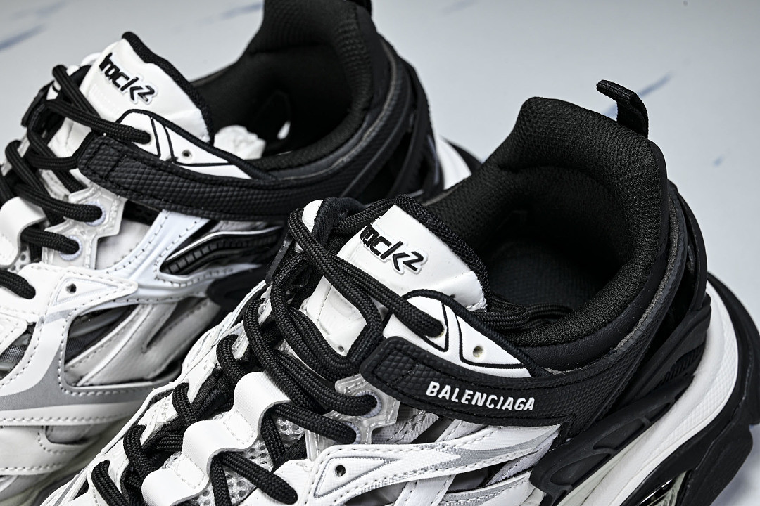 Ba1en*iaga Track.2 W2GN3-1090