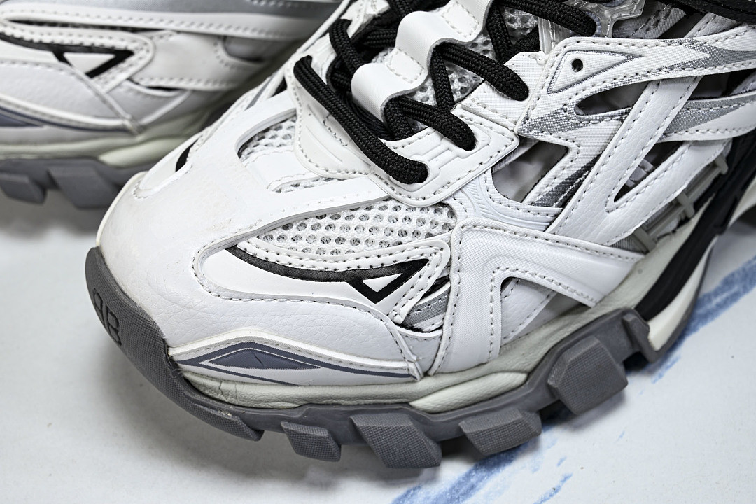 Ba1en*iaga Track.2 W2GN3-1090