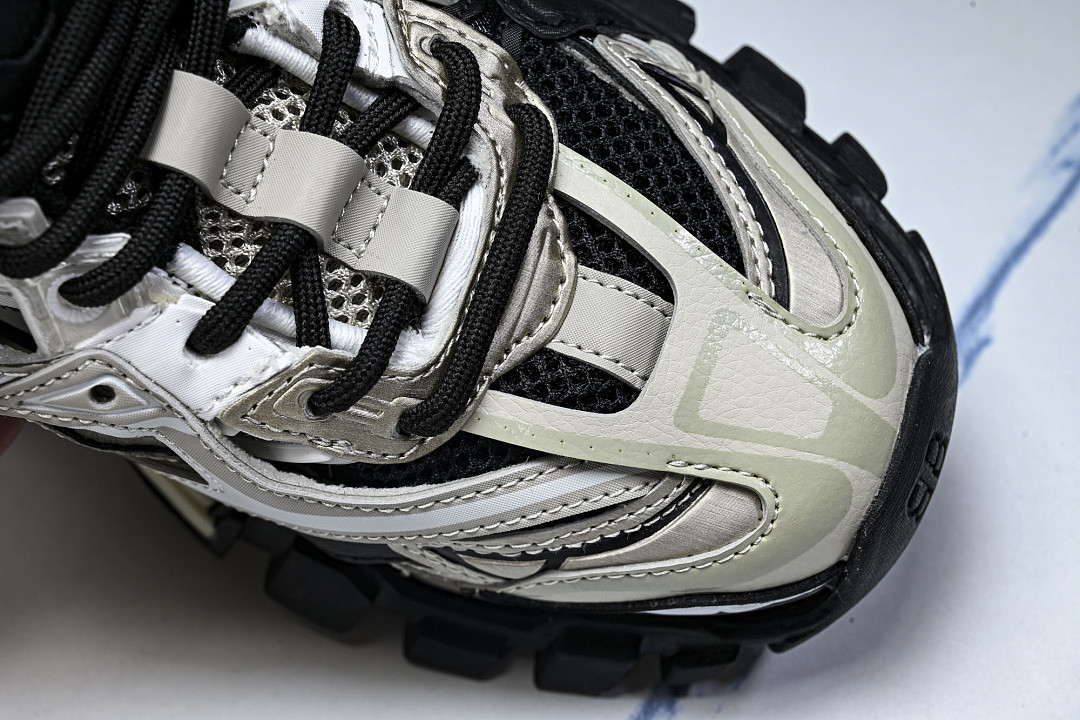 Ba1en*iaga Track.2 W2GN3-1285