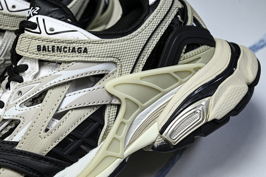 Ba1en*iaga Track.2 W2GN3-1285