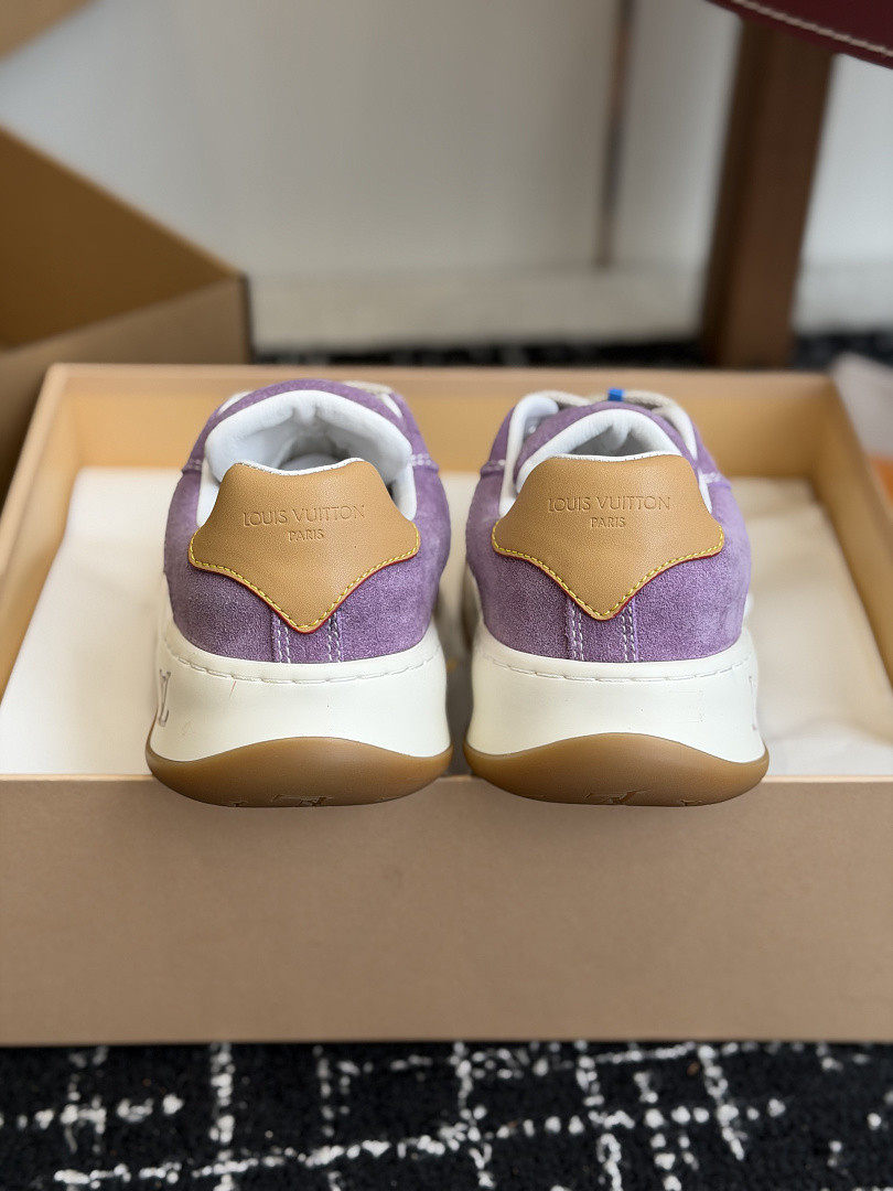 L*V TILTED Sneaker