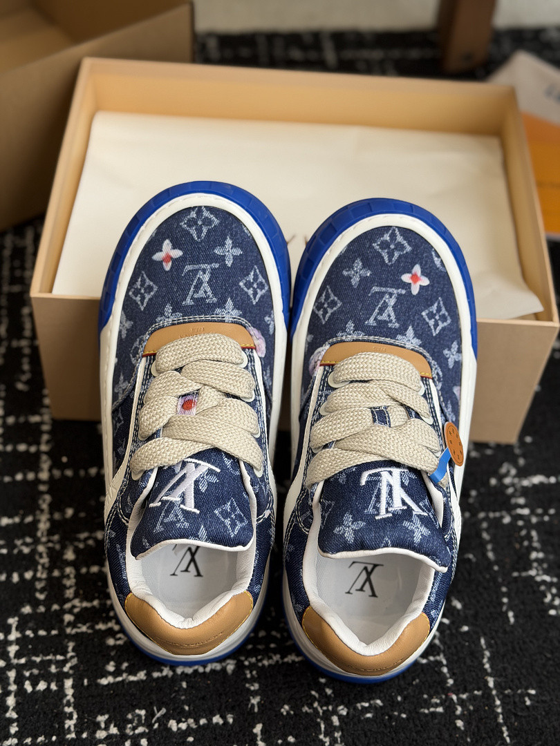 L*V TILTED Sneaker