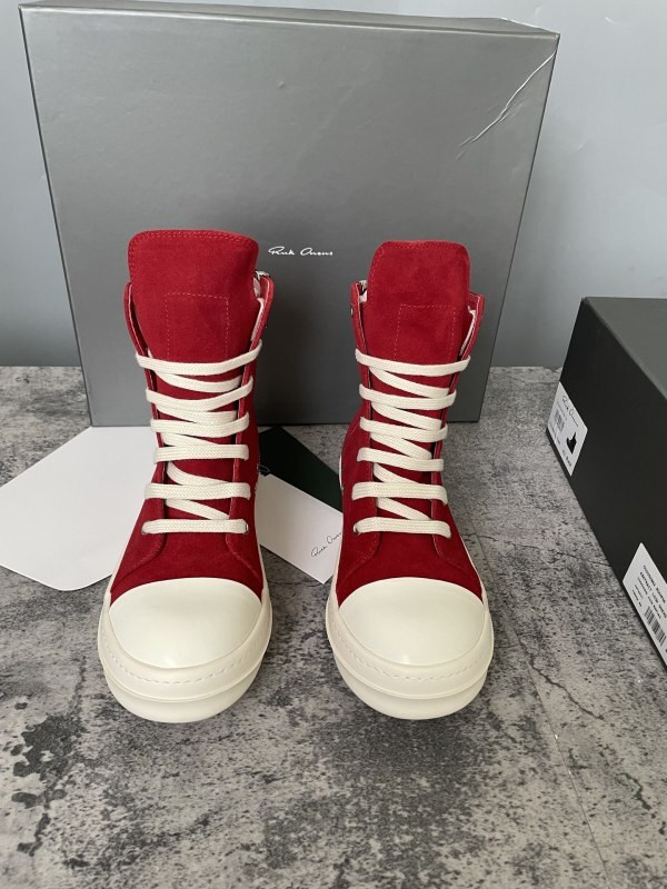 RO Sneakers
