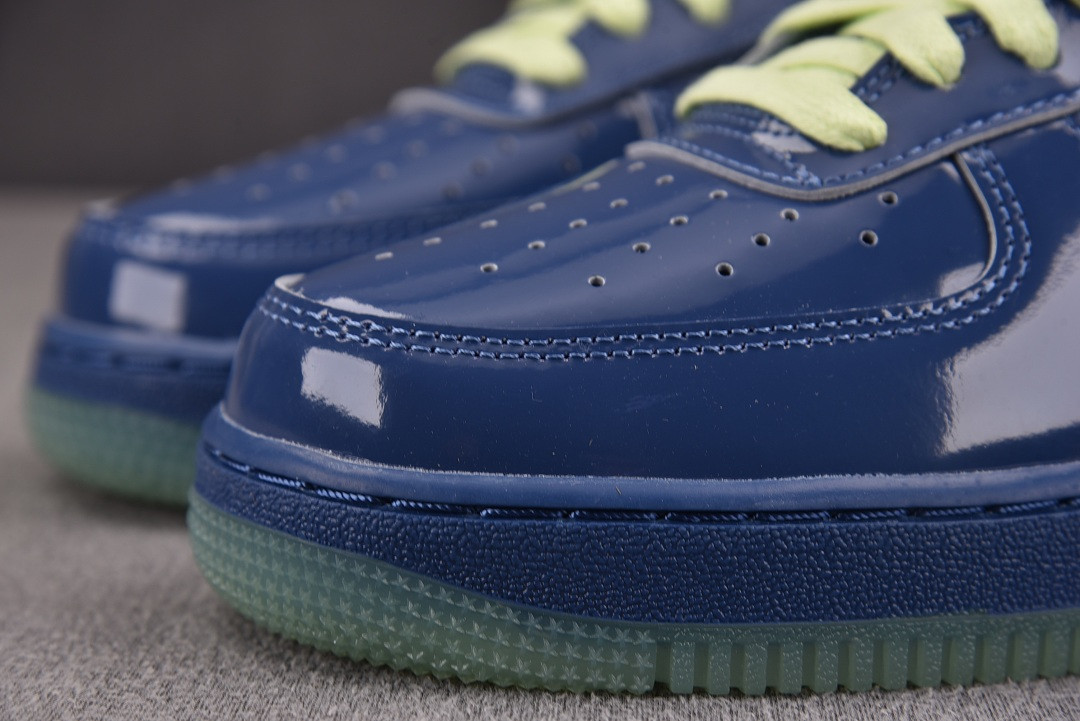 Nike Air Force 1 Low Patent Leather Mystic Navy Grape Ice IO4489-400