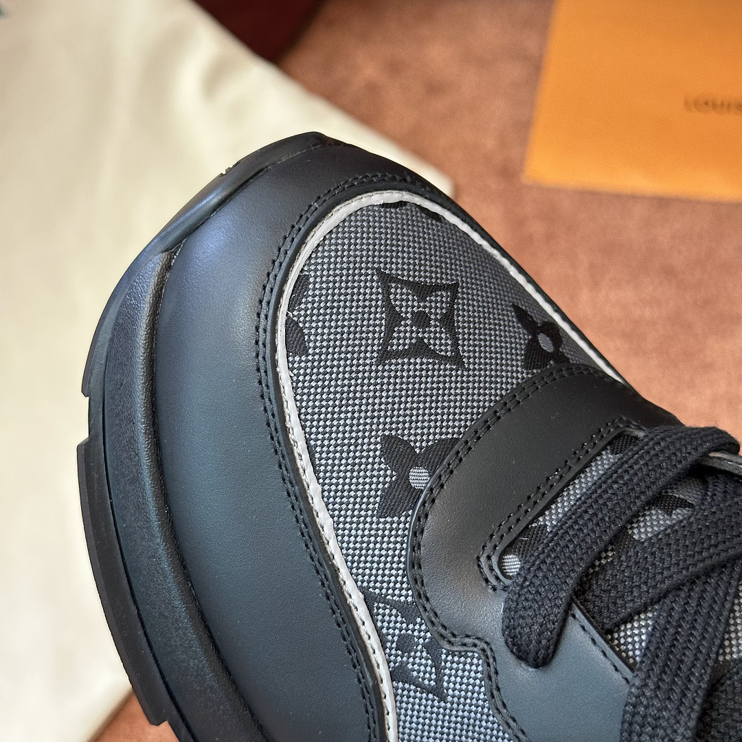 L*V CLASSIC Sneaker