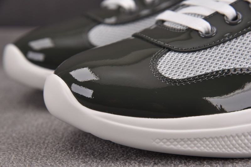 PA Low Sneakers