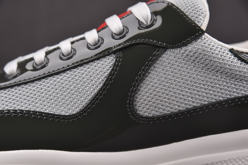 PA Low Sneakers