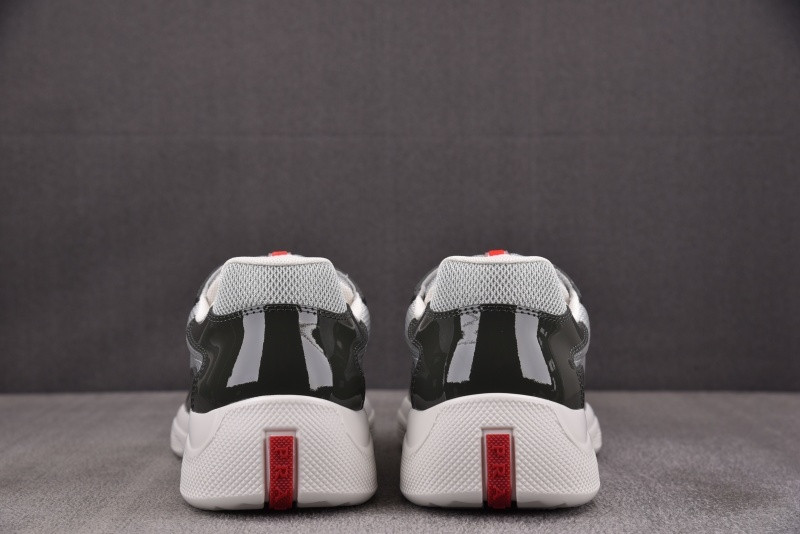 PA Low Sneakers