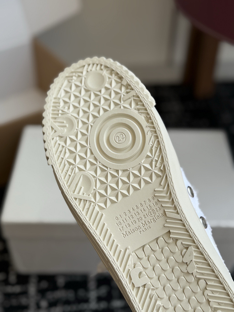 Ma1s0n Marg*e1a Sneakers
