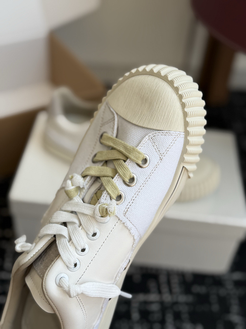 Ma1s0n Marg*e1a Sneakers