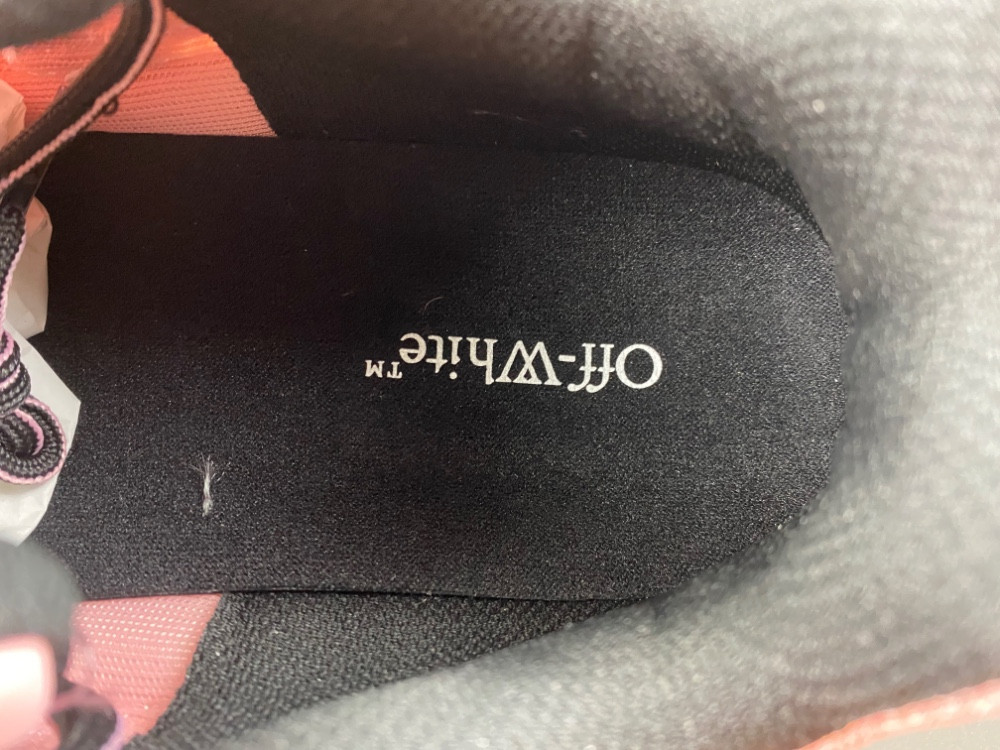 OFF-WHITE BE RIGHT BACK