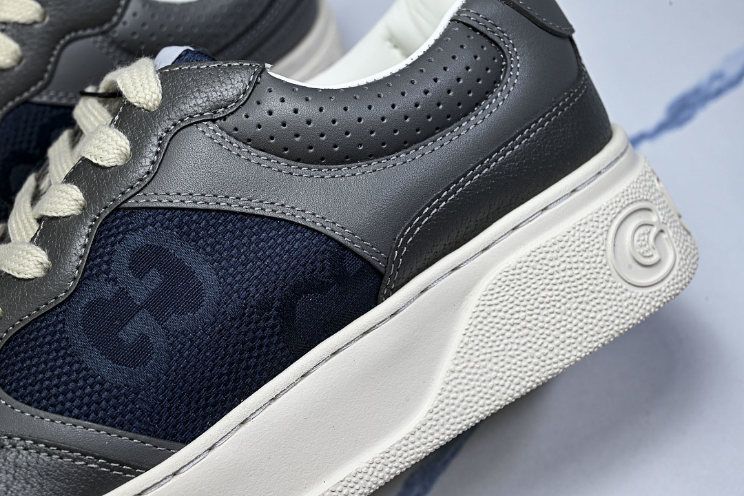 GC Sneakers