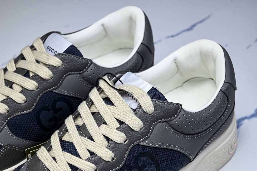 GC Sneakers