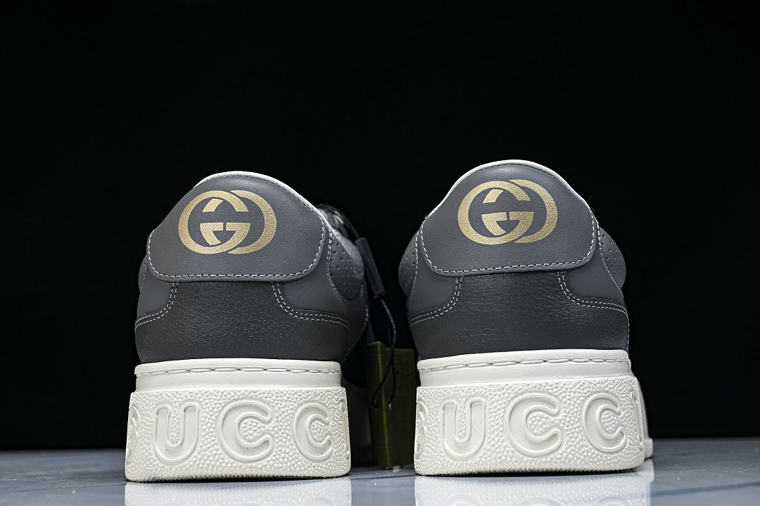 GC Sneakers