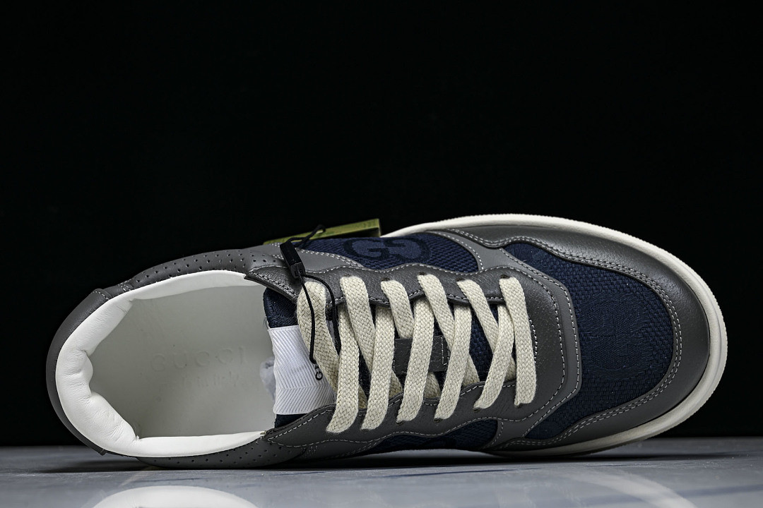 GC Sneakers