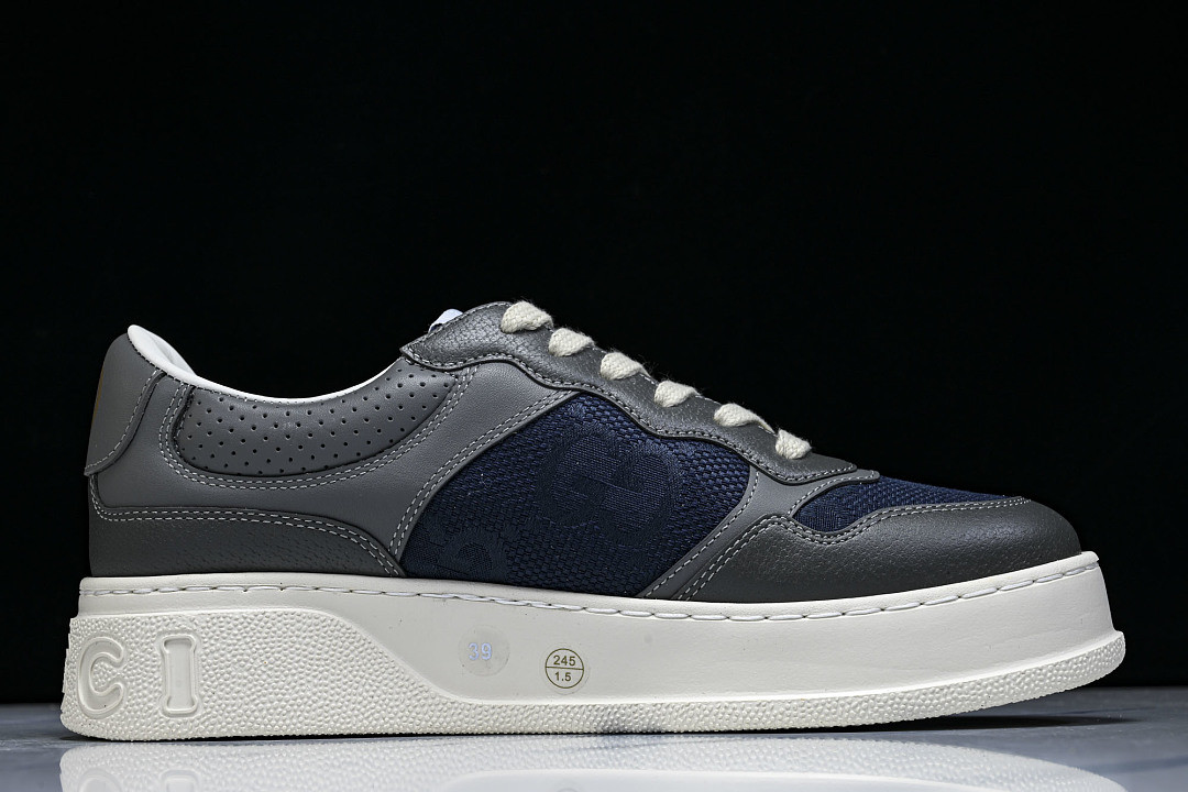 GC Sneakers
