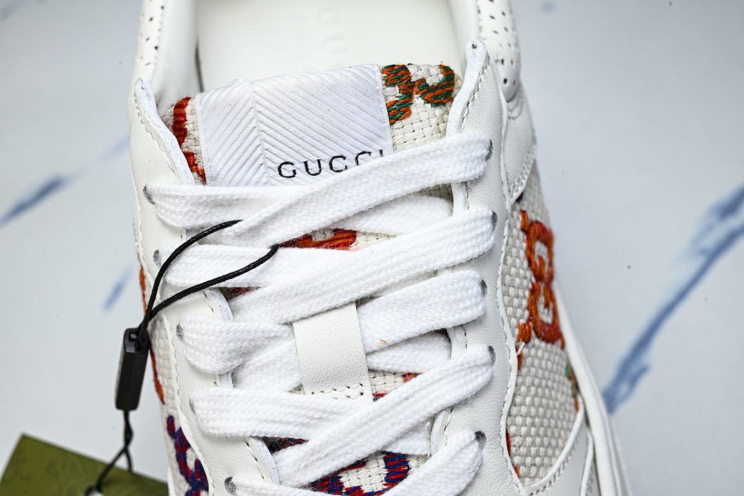 GC Sneakers