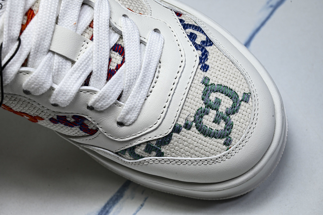 GC Sneakers