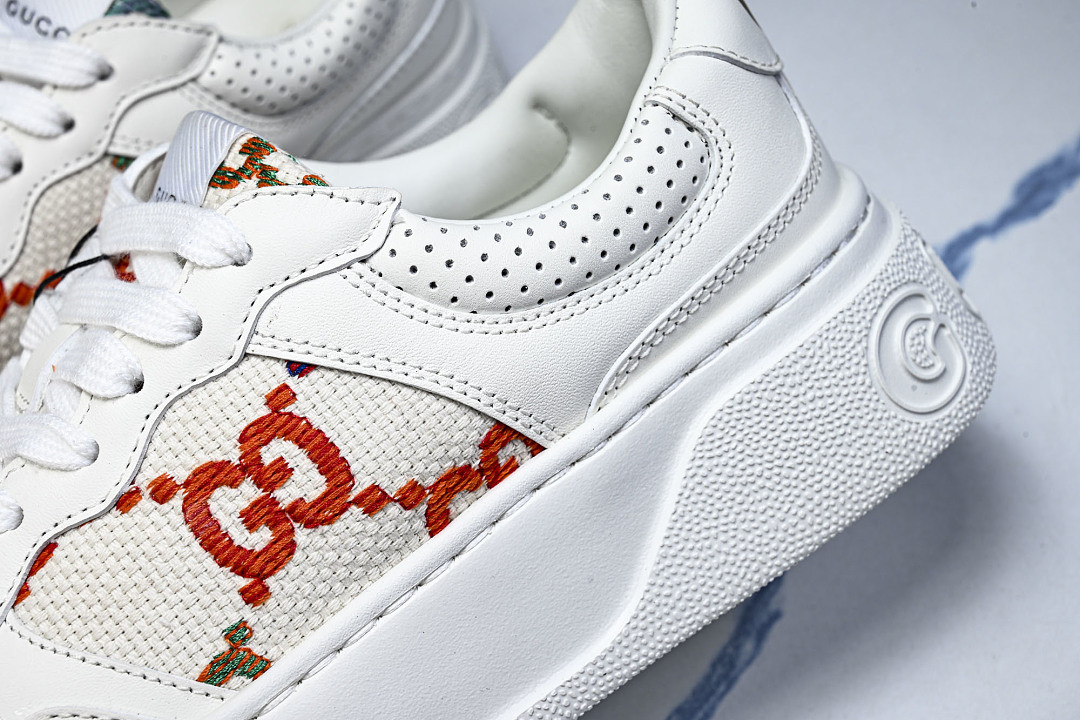 GC Sneakers