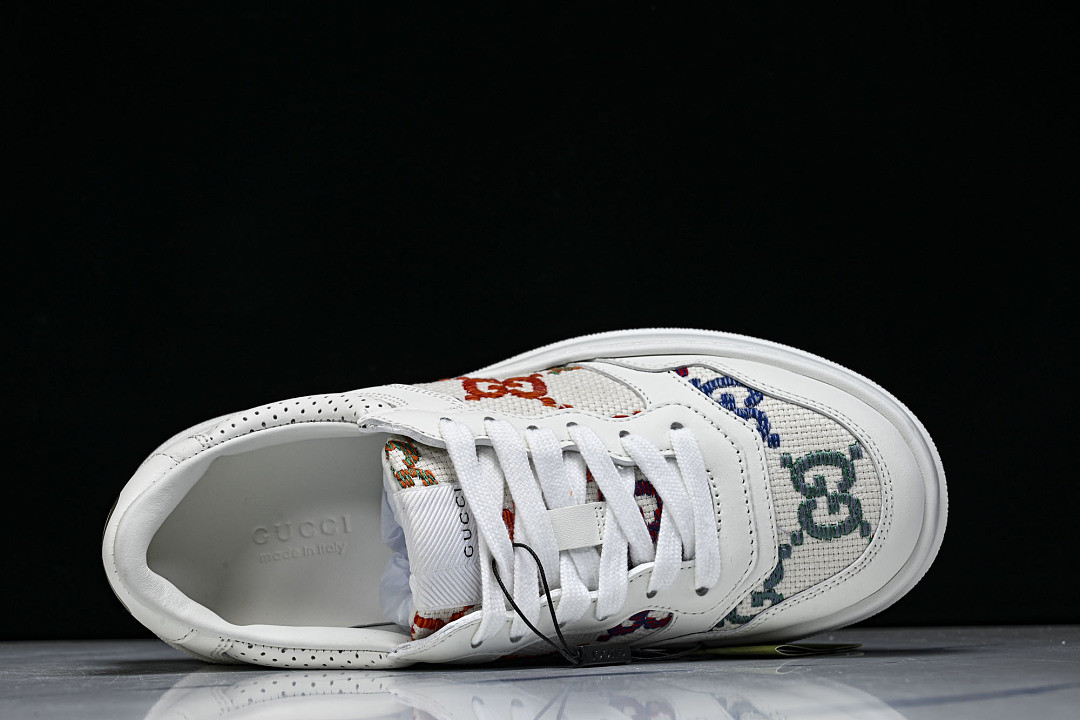 GC Sneakers
