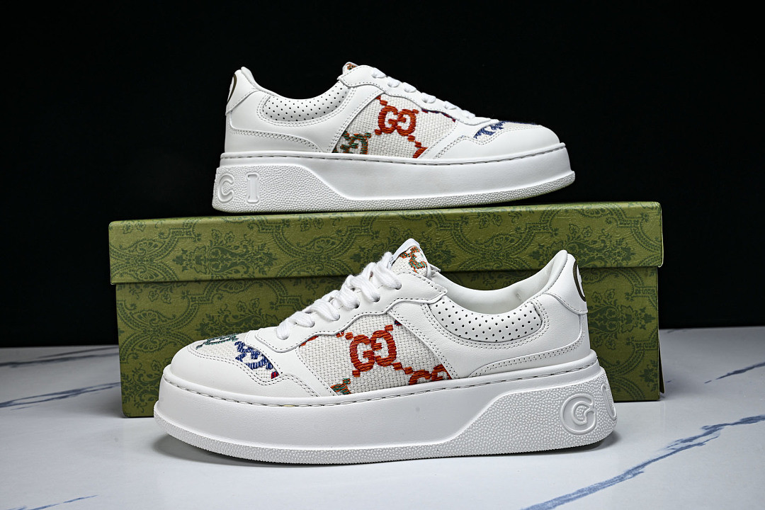 GC Sneakers